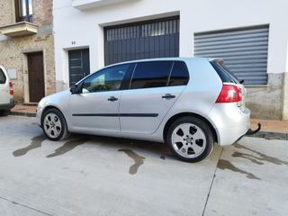 golf 5 Volkswagen golf 5 TDI 105 2003.