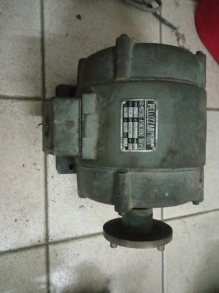 Motore trifase 