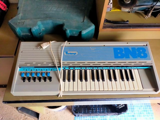 Piano Organo antiguo