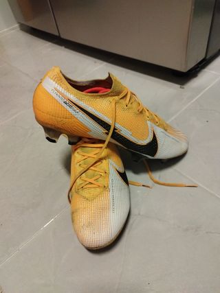 Botas de fútbol 