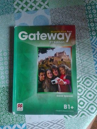 GATEWAY B1+ STUDENT'S BOOK