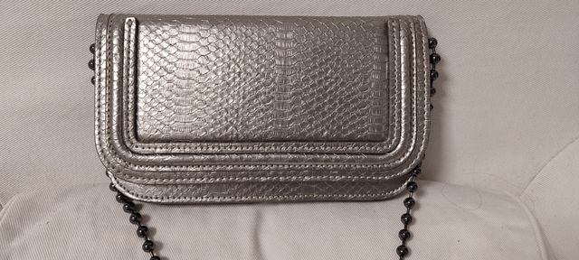 Bolso plateado