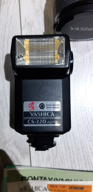 Cámara Yashica FX-3 Super 2000  + Accesorios