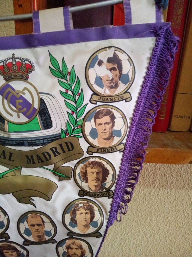 Banderín del Real Madrid 82-83