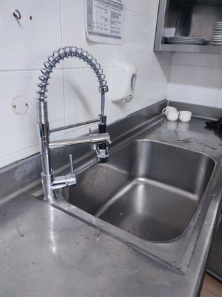   Electricista, fontanería,aire acondicionado, gas