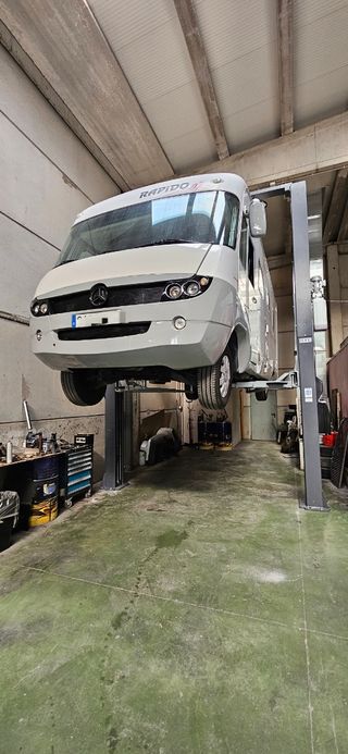 ELEVADOR PARA AUTOCARAVANAS