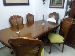 Conjunto de mesa comedor con 4 sillas