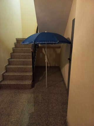 SOMBRILLA PLAYA PISCINA MOVISTAR