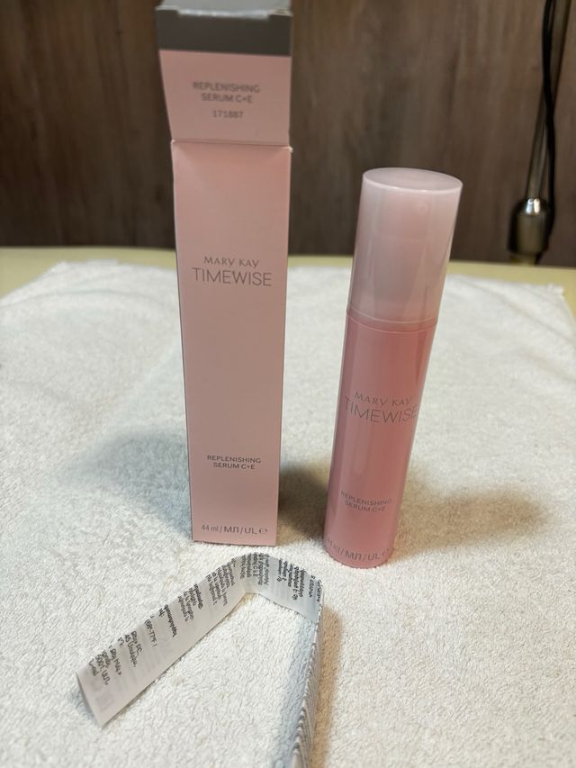 VITAMINA C MARY KAY (CON REGALO)