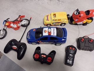 Lote de vehículos de juguete