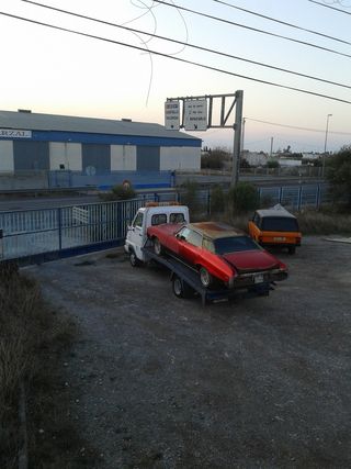 SERVICIO DE GRUA, Y ALQUILER, REMOLQUE 