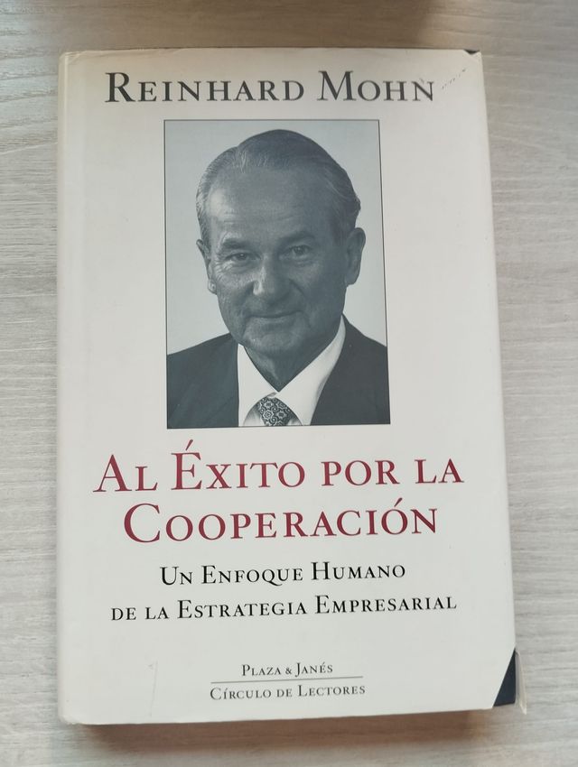 Al éxito por la cooperación