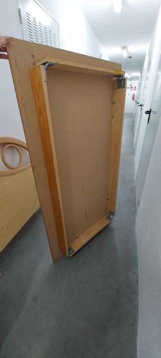 Mesa rústica de pino 