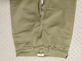 Pantalón, camisa.