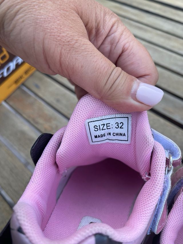 Bambas con ruedas y luz