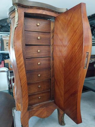 Mesitas de noche en marquetería Luis XV