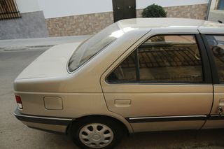 Peugeot 405 1990