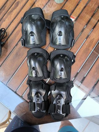 Set de protecciones patinaje niño
