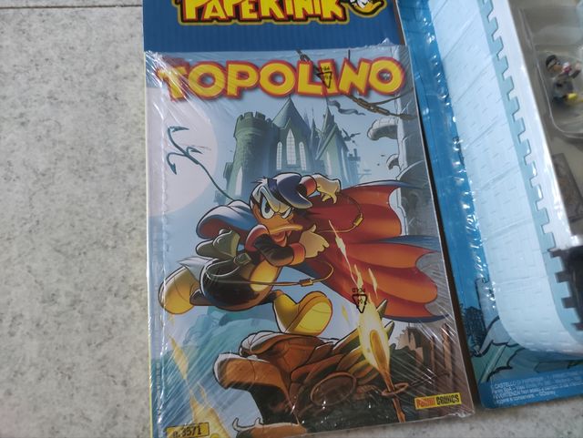 Topolino 3571 castello paperinik