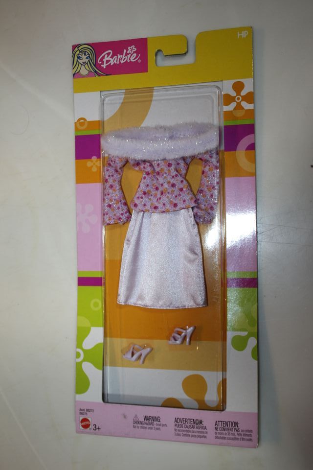 ROUPA NOVA DA BARBIE EM BLISTER FASHION 2003
