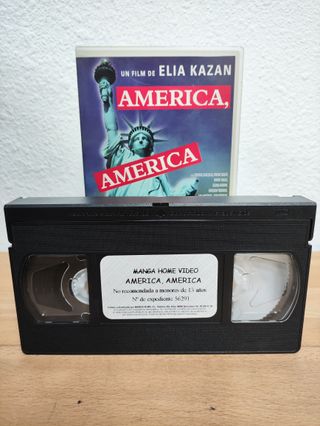 America, America Película
