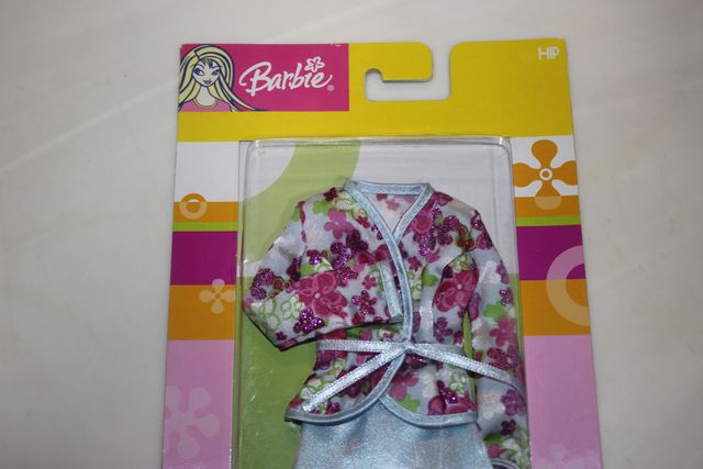NUOVO VESTITO DI BARBIE IN STILE BLISTER 2003