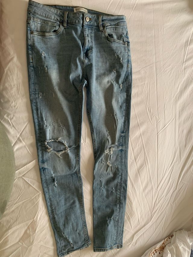 Jeans strappati ragazzo #bershka