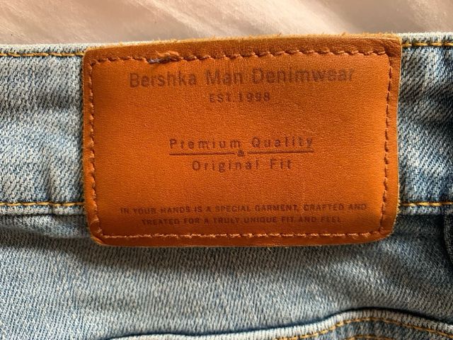 Jeans strappati ragazzo #bershka