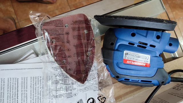 LIJADORA POWER  Y ASPIRADORA BLACK DECKER 
