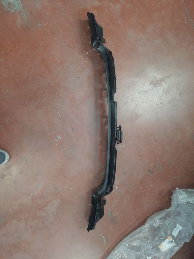 Soporte para paragolpes delantero MBW-serie 3