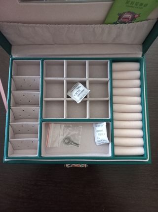 Guarda jóias verde esmeralda lindíssimo