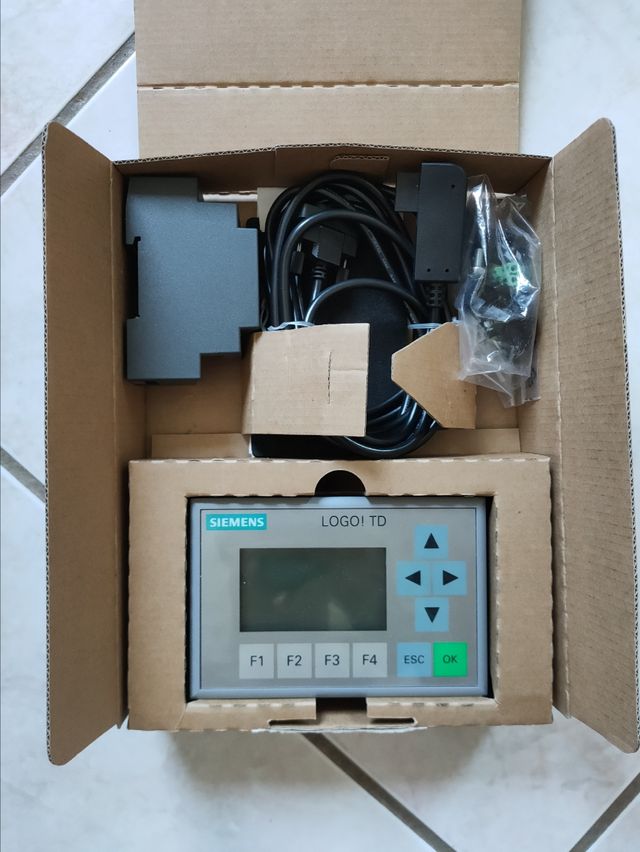 Logo Siemens TD 6ED1 055-4MH00-0BA0