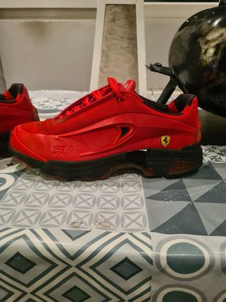 Fila Ferrari edición limitada