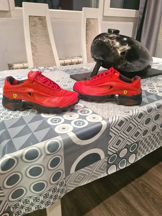 Fila Ferrari edición limitada