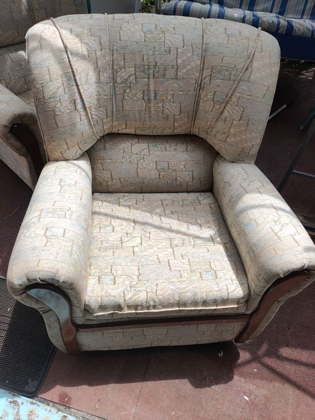 Sofá antiguo vintage en buen estado 