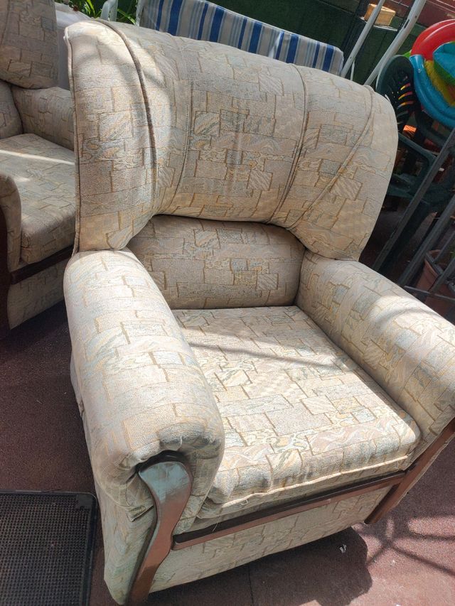 Sofá antiguo vintage en buen estado 