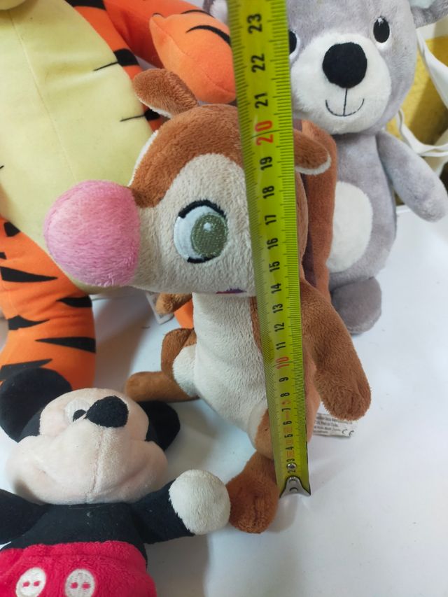 Peluches nuevos y seminuevos lote 4