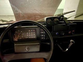 Renault R-4 GTL 1990