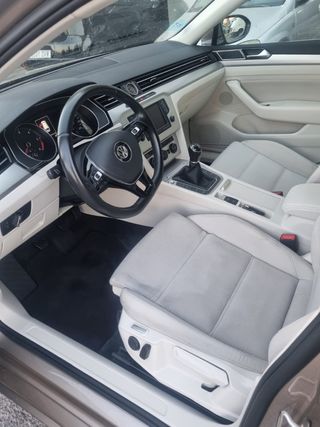 Volkswagen Passat 2016