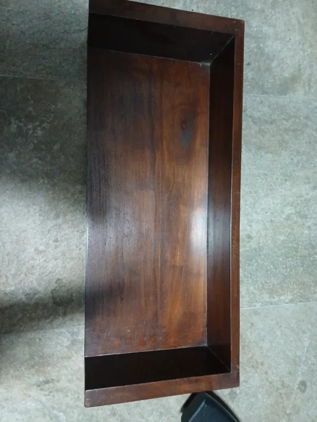 Estantería de madera