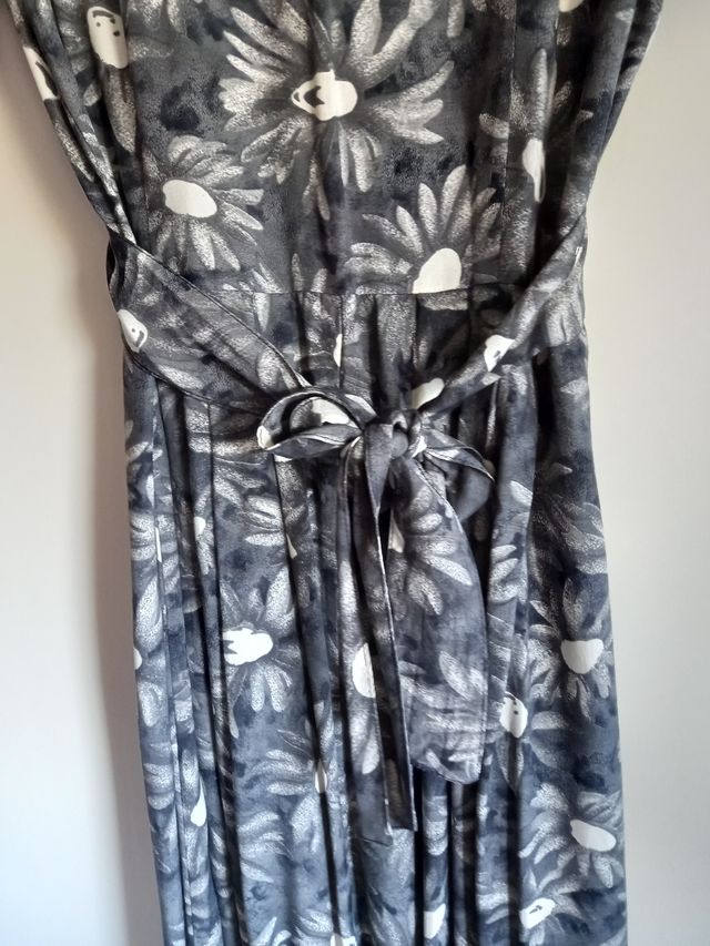Vestito grigio lungo fiori taglia S