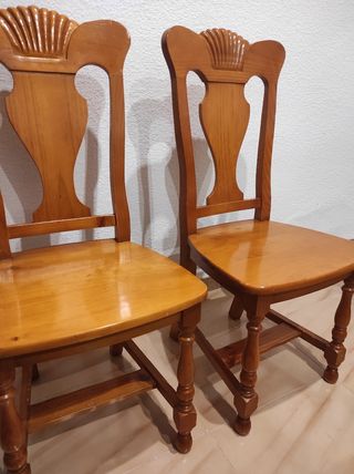 4 Sillas madera