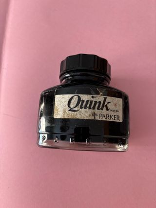 Botella frasco de tinta negra Quink Parker 7x7cm