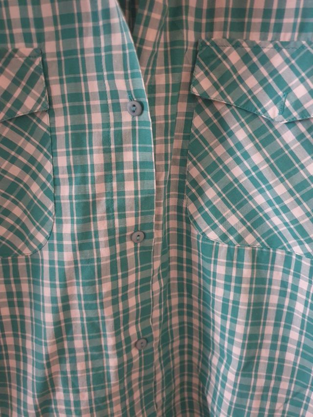 Camicina a quadri verde smanicata