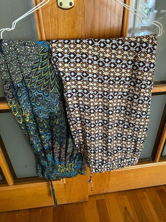 LOTE DOS PANTALONES ESTAMPADOS