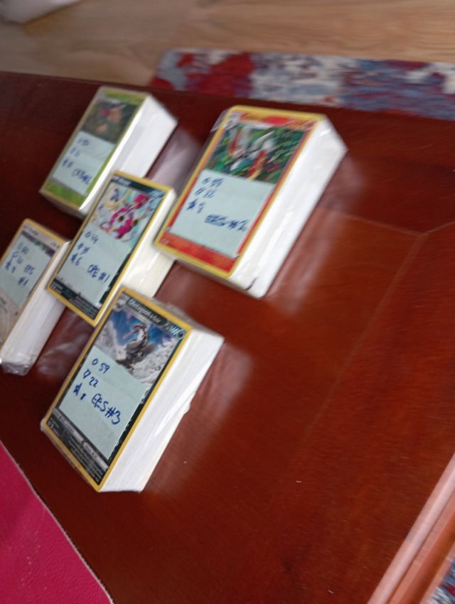 90 cartas Pokémon sin repetir