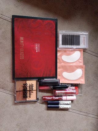 Lote de maquillaje 