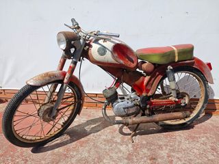 Derbi paleta 49. 1 serie.