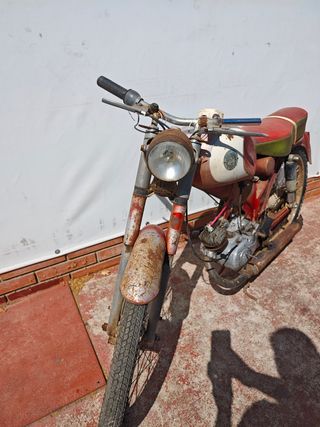 Derbi paleta 49. 1 serie.
