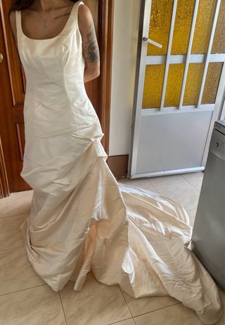 Vestido de novia crema 38-40